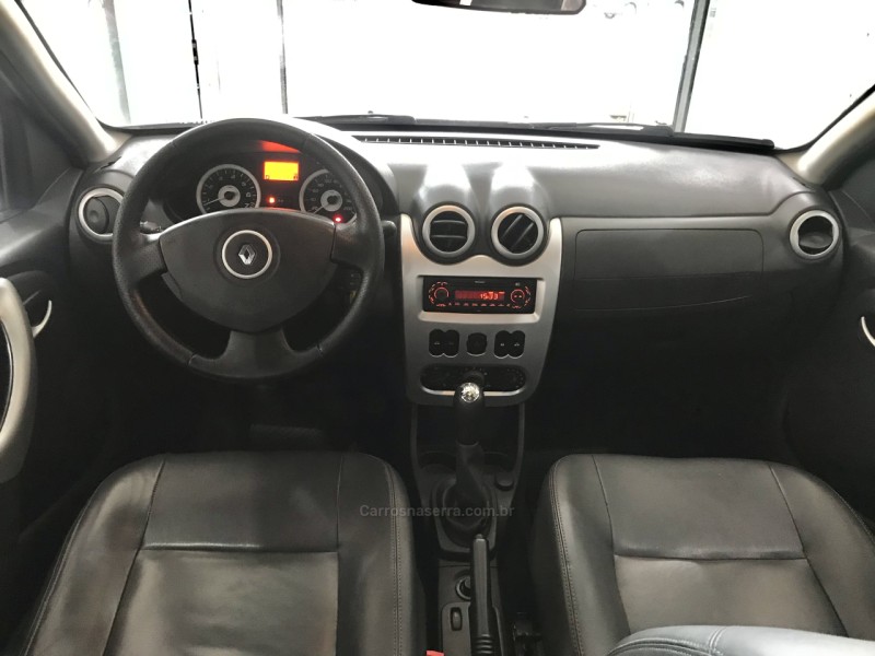 SANDERO 1.6 STEPWAY 16V FLEX 4P MANUAL - 2011 - PASSO FUNDO