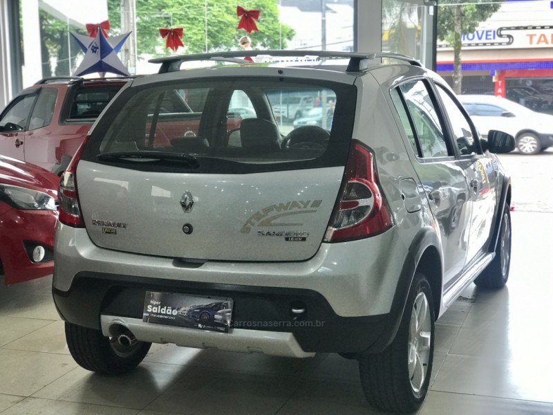 SANDERO 1.6 STEPWAY 16V FLEX 4P MANUAL - 2011 - PASSO FUNDO