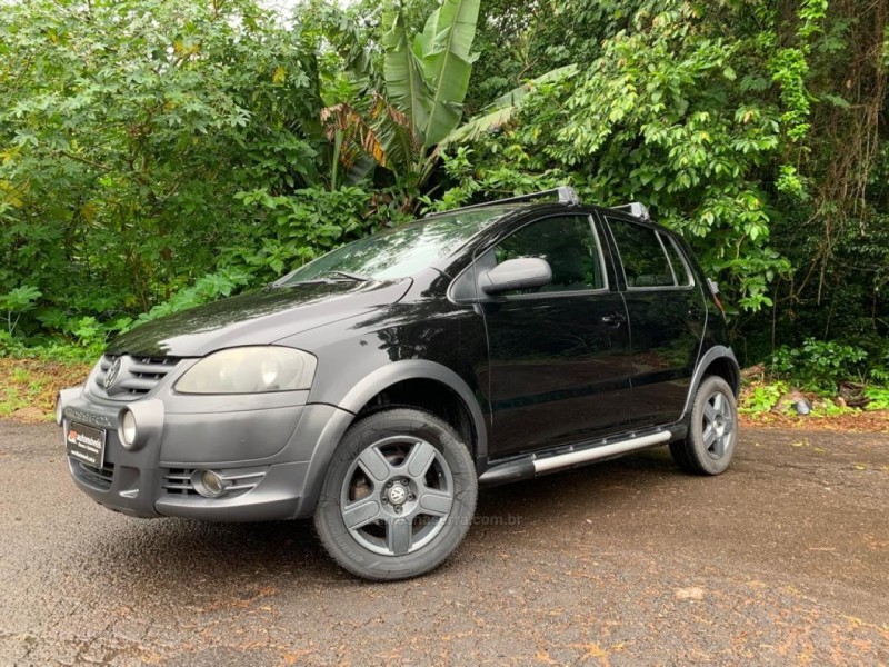 CROSSFOX 1.6 MI FLEX 8V 4P MANUAL - 2009 - NOVA PETRóPOLIS