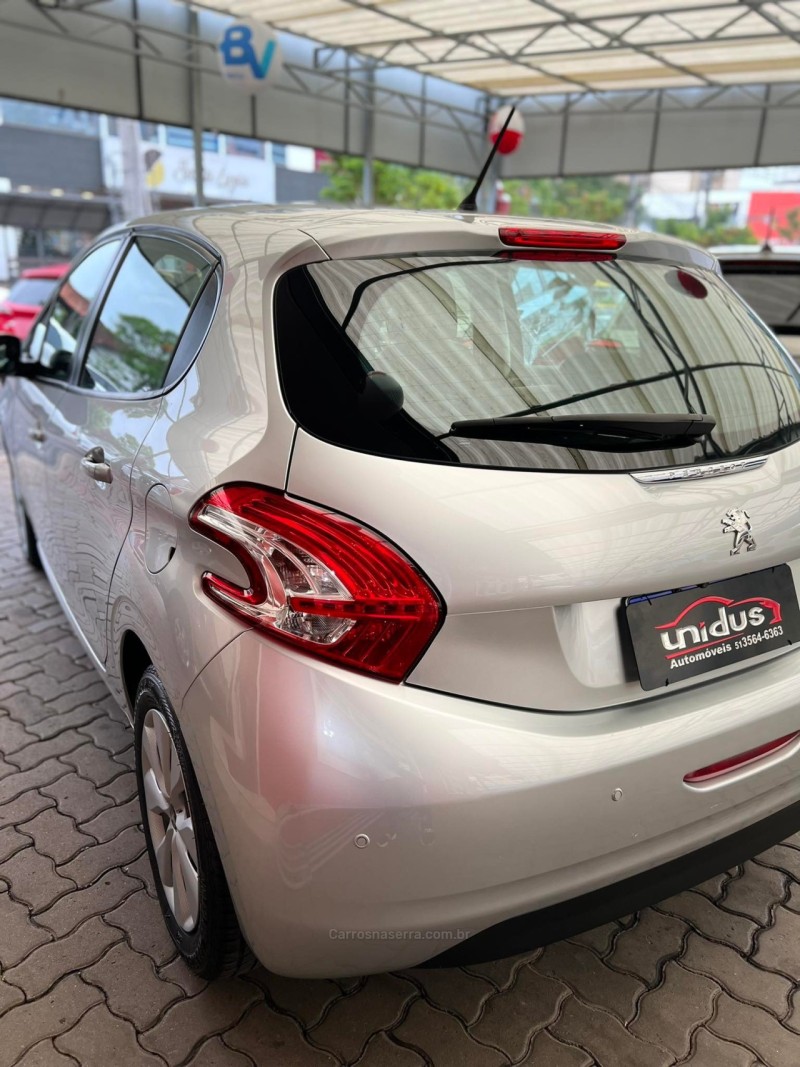 208 1.5 ACTIVE 8V FLEX 4P MANUAL - 2014 - DOIS IRMãOS