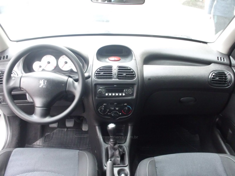 206 1.6 SOLEIL 16V GASOLINA 2P MANUAL - 2008 - FLORES DA CUNHA