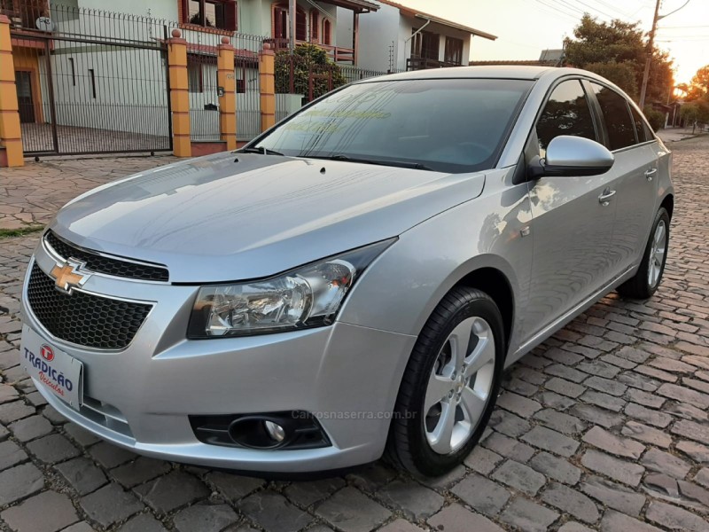 cruze 1.8 lt 16v flex 4p automatico 2013 caxias do sul