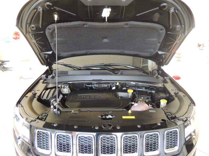 COMPASS 2.0 16V DIESEL LONGITUDE 4X4 AUTOMÁTICO - 2017 - FLORES DA CUNHA