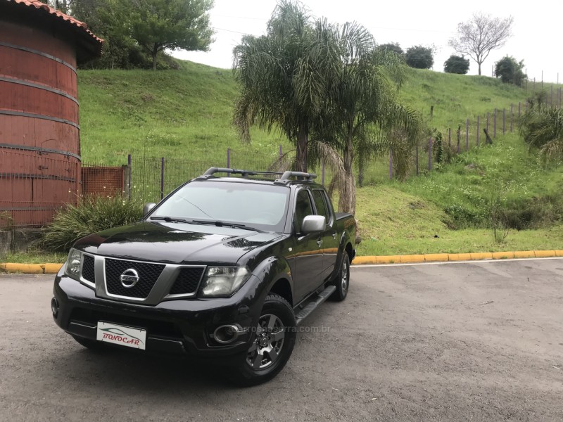 frontier 2.5 sv attack 10 anos 4x4 cd turbo eletronic diesel 4p manual 2013 caxias do sul