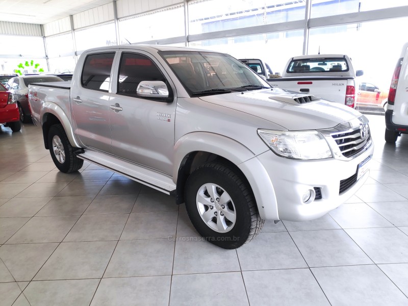 HILUX 3.0 SRV 4X4 CD 16V TURBO INTERCOOLER DIESEL 4P MANUAL - 2013 - TAPEJARA