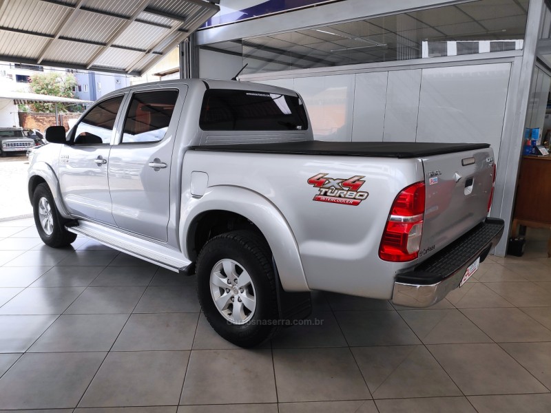HILUX 3.0 SRV 4X4 CD 16V TURBO INTERCOOLER DIESEL 4P MANUAL - 2013 - TAPEJARA