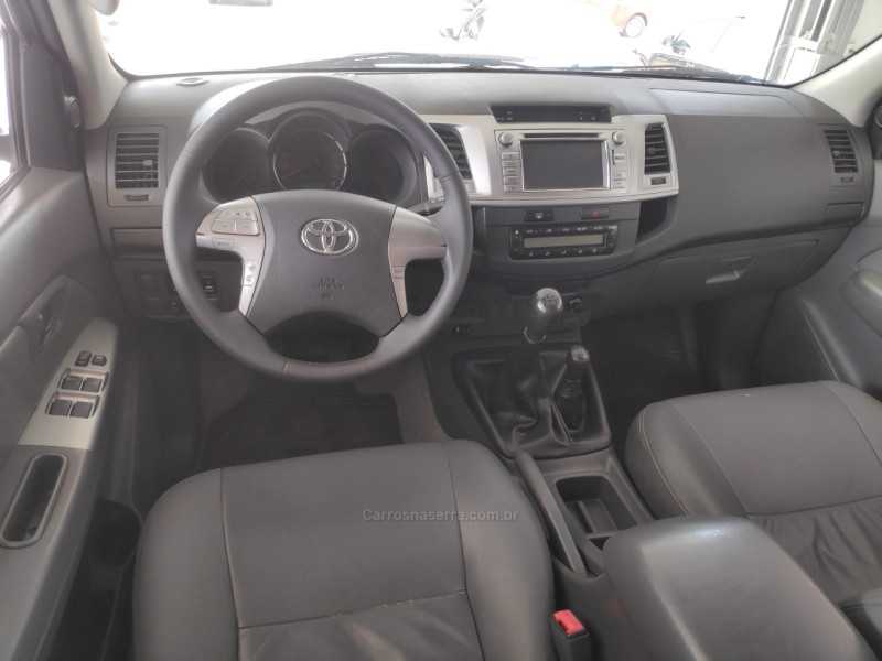 HILUX 3.0 SRV 4X4 CD 16V TURBO INTERCOOLER DIESEL 4P MANUAL - 2013 - TAPEJARA