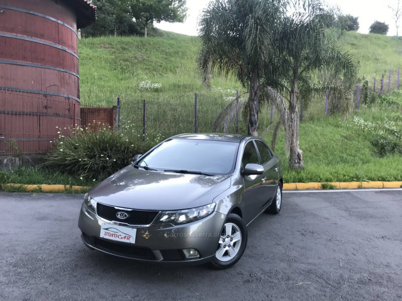cerato 1.6 sx2 16v gasolina 4p automatico 2011 caxias do sul