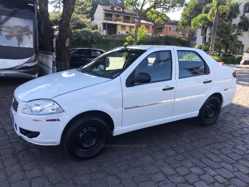 siena 1.4 mpi el 8v flex 4p manual 2012 caxias do sul