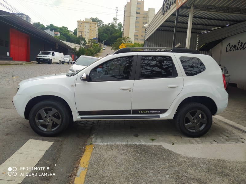 DUSTER 1.6 DYNAMIQUE 4X2 16V FLEX 4P MANUAL - 2015 - CAXIAS DO SUL