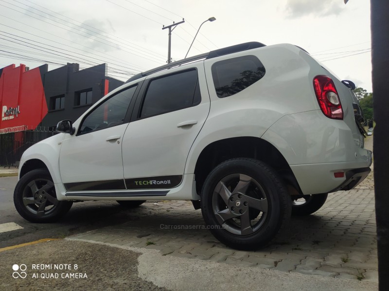 DUSTER 1.6 DYNAMIQUE 4X2 16V FLEX 4P MANUAL - 2015 - CAXIAS DO SUL