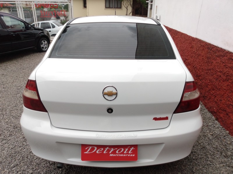 PRISMA 1.4 MPFI MAXX 8V FLEX 4P MANUAL - 2009 - CAXIAS DO SUL