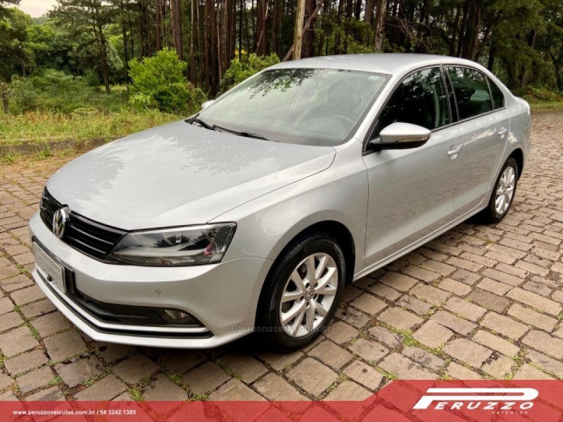 jetta 2.0 comfortline flex 4p tiptronic 2015 nova prata