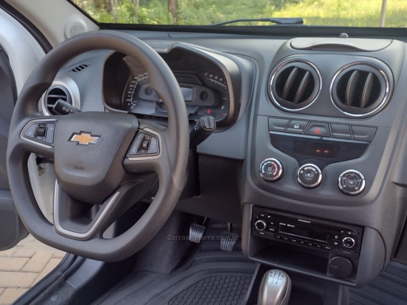 AGILE 1.4 MPFI LTZ 8V FLEX 4P MANUAL - 2014 - CANELA