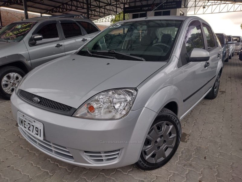 fiesta 1.0 rocam se sedan 8v flex 4p manual 2005 caxias do sul