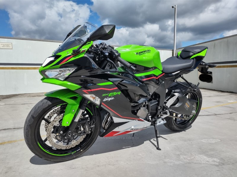 NINJA ZX-6R 636  - 2021 - BENTO GONçALVES