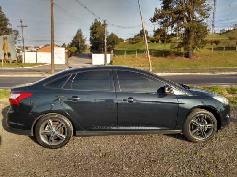 focus 2.0 se sedan 16v flex 4p automatico 2014 farroupilha