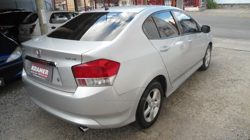 CITY 1.5 LX 16V FLEX 4P MANUAL - 2011 - CAXIAS DO SUL