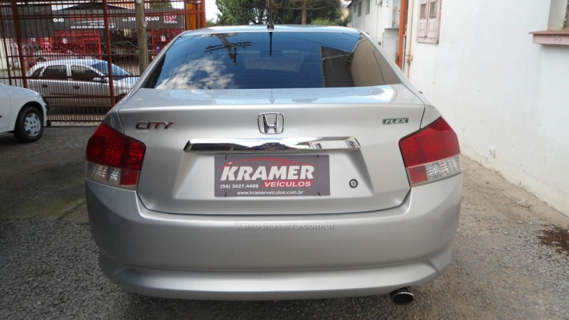 CITY 1.5 LX 16V FLEX 4P MANUAL - 2011 - CAXIAS DO SUL