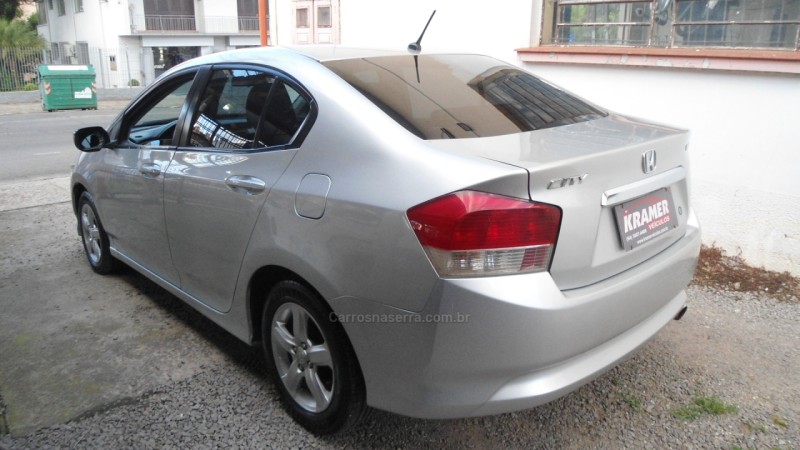 CITY 1.5 LX 16V FLEX 4P MANUAL - 2011 - CAXIAS DO SUL