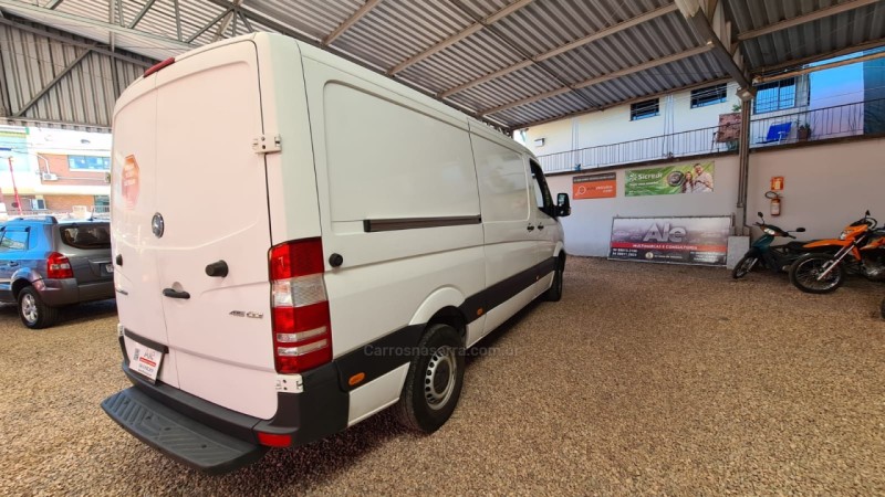 SPRINTER 2.2 415 CDI FURGÃO 14 BI-TURBO DIESEL MANUAL - 2019 - GARIBALDI