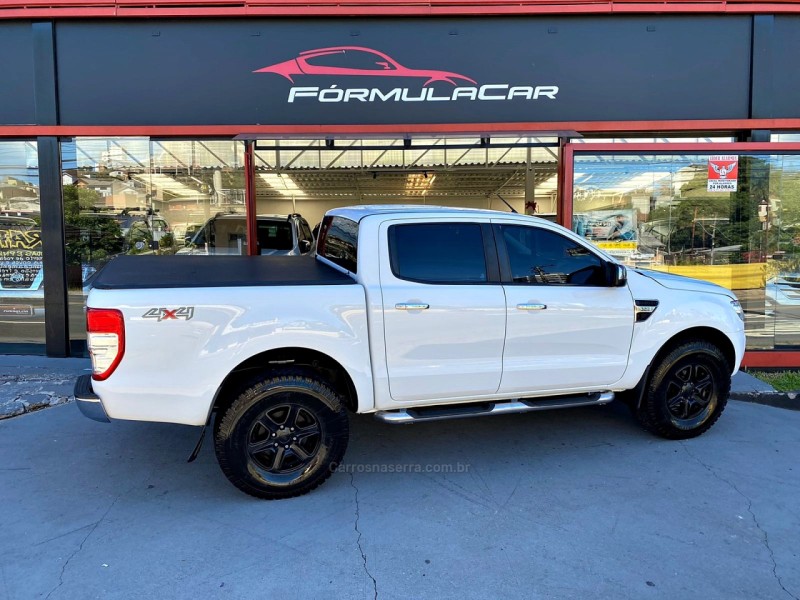 RANGER 3.2 XLT 4X4 CD 20V DIESEL 4P AUTOMÁTICO - 2015 - CAXIAS DO SUL