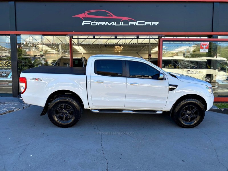 RANGER 3.2 XLT 4X4 CD 20V DIESEL 4P AUTOMÁTICO - 2015 - CAXIAS DO SUL