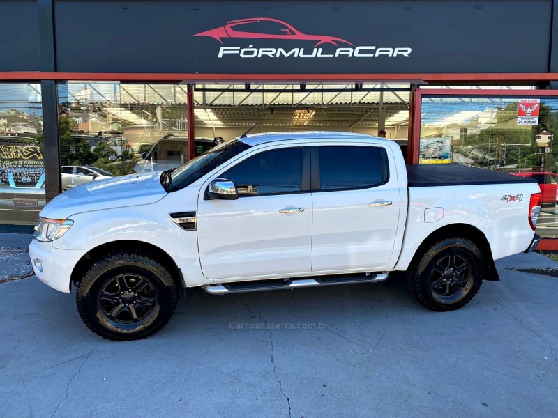 RANGER 3.2 XLT 4X4 CD 20V DIESEL 4P AUTOMÁTICO - 2015 - CAXIAS DO SUL