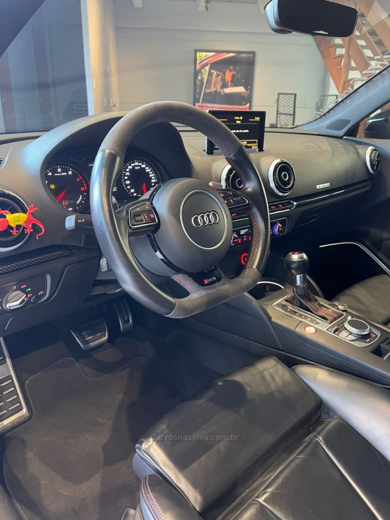 RS3 2.5 TFSI SPORTBACK QUATTRO GASOLINA 4P S-TRONIC - 2016 - ESTâNCIA VELHA