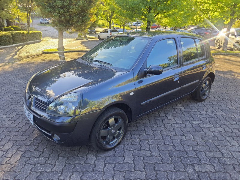 clio 1.0 privilege 16v gasolina 4p manual 2004 caxias do sul