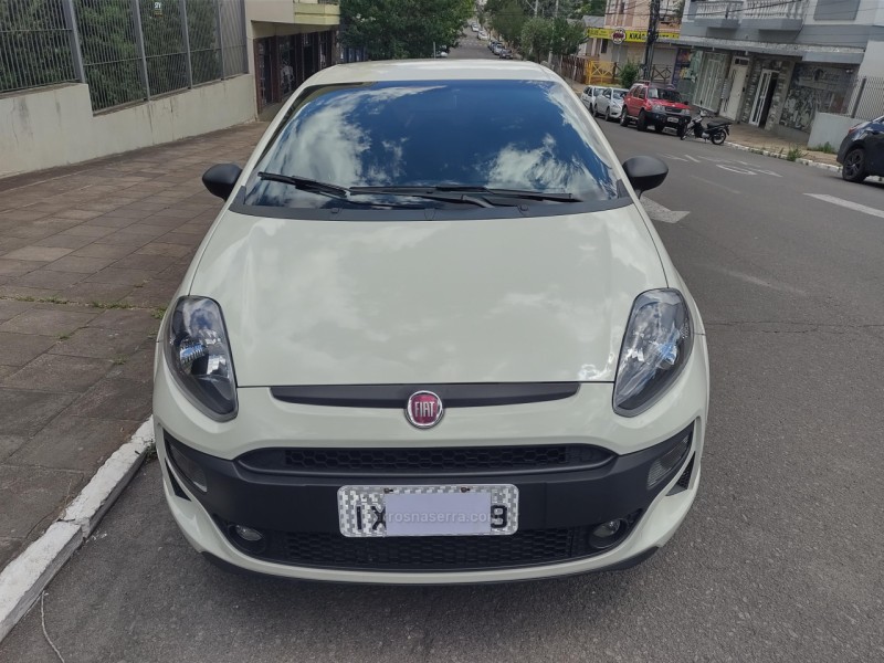 PUNTO 1.8 BLACKMOTION 16V FLEX 4P AUTOMATIZADO - 2017 - FARROUPILHA
