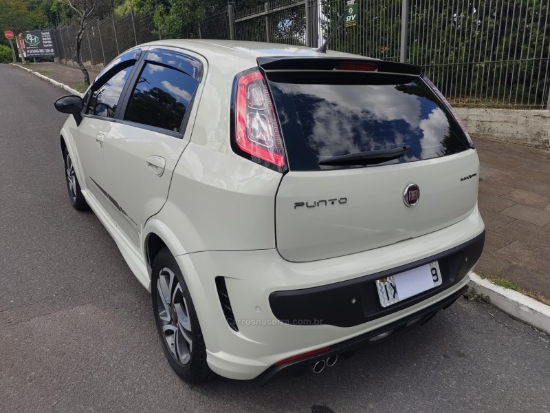 PUNTO 1.8 BLACKMOTION 16V FLEX 4P AUTOMATIZADO - 2017 - FARROUPILHA