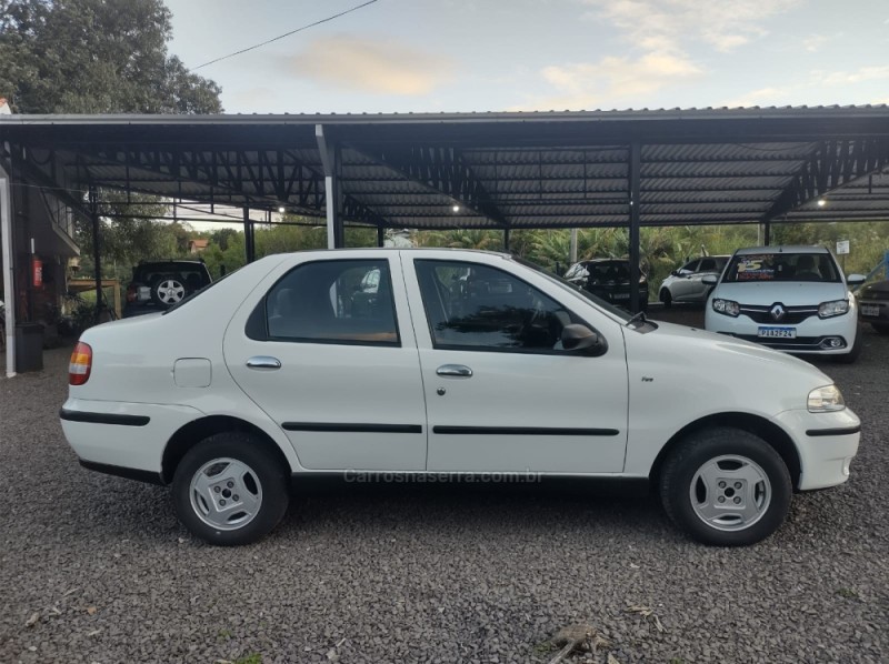 SIENA 1.0 MPI FIRE 8V GASOLINA 4P MANUAL - 2003 - IGREJINHA