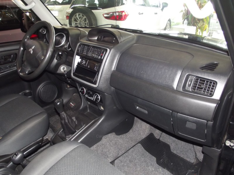 PAJERO TR4 2.0 4X4 16V 140CV FLEX 4P MANUAL - 2011 - FARROUPILHA