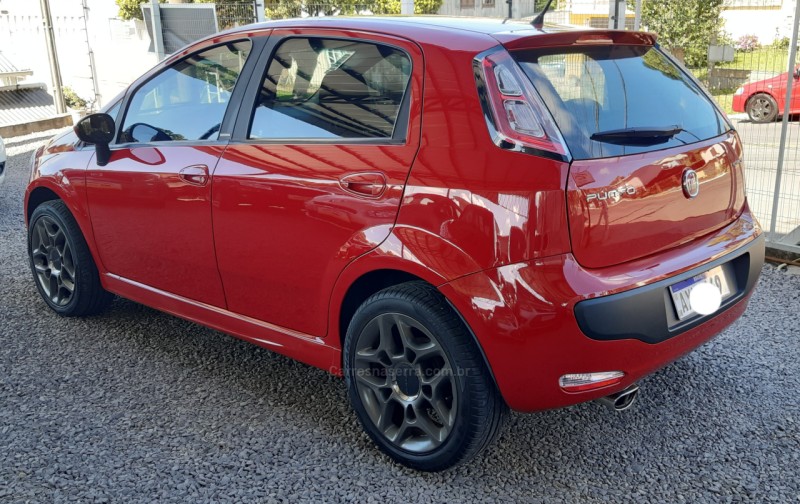 PUNTO 1.4 ATTRACTIVE 8V FLEX 4P MANUAL - 2014 - FARROUPILHA