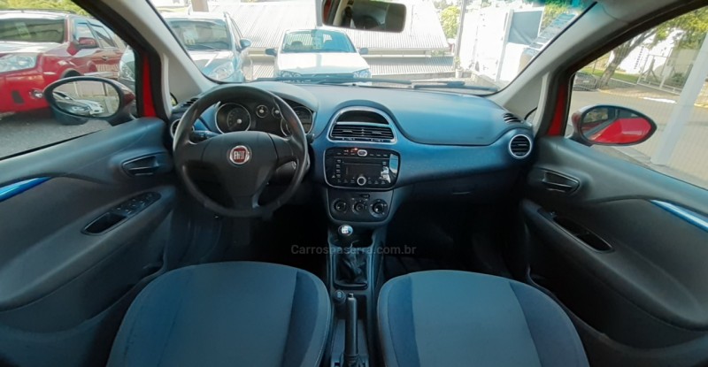 PUNTO 1.4 ATTRACTIVE 8V FLEX 4P MANUAL - 2014 - FARROUPILHA
