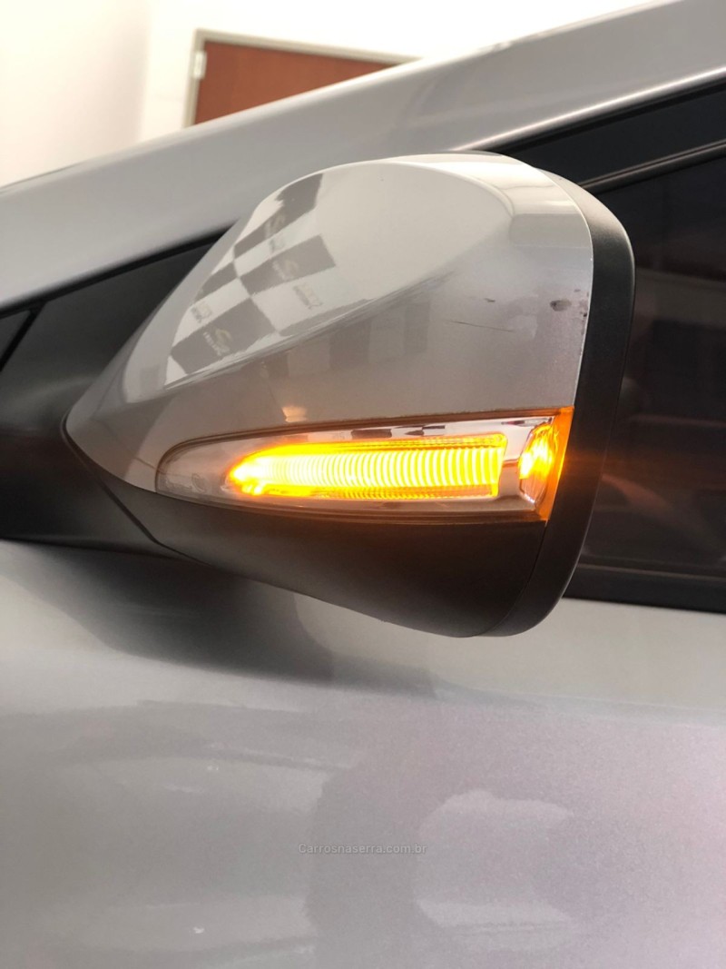 ELANTRA 1.8 GLS 16V FLEX AUTOMÁTICO - 2013 - NOVO HAMBURGO
