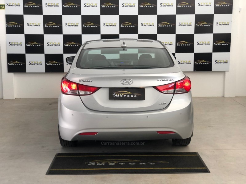 ELANTRA 1.8 GLS 16V FLEX AUTOMÁTICO - 2013 - NOVO HAMBURGO