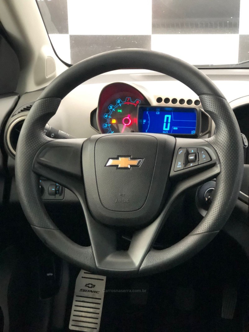 SONIC 1.6 LT 16V FLEX 4P MANUAL - 2014 - NOVO HAMBURGO