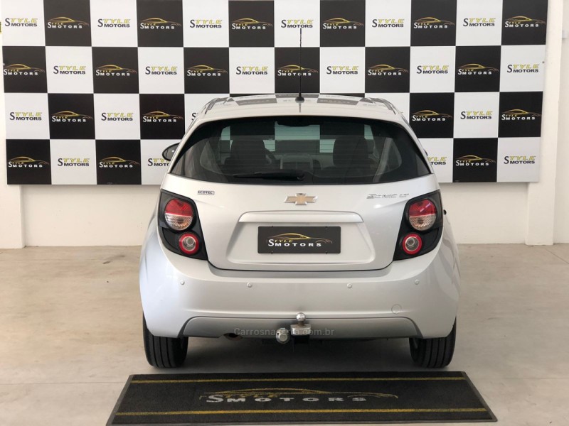 SONIC 1.6 LT 16V FLEX 4P MANUAL - 2014 - NOVO HAMBURGO