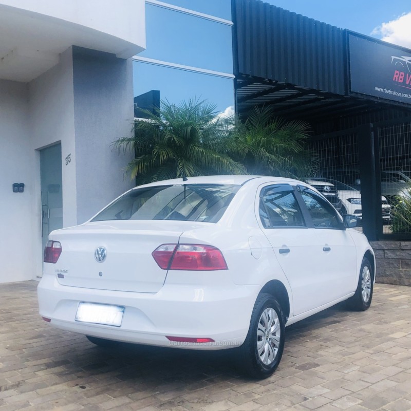 VOYAGE 1.0 MI TRENDLINE 8V FLEX 4P MANUAL - 2017 - GUAPORé