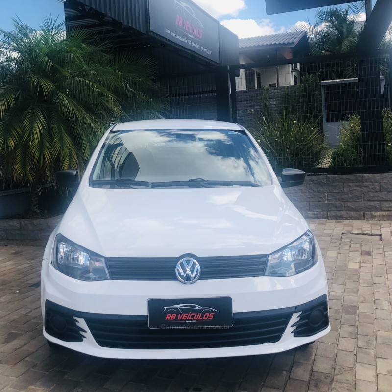 VOYAGE 1.0 MI TRENDLINE 8V FLEX 4P MANUAL - 2017 - GUAPORé