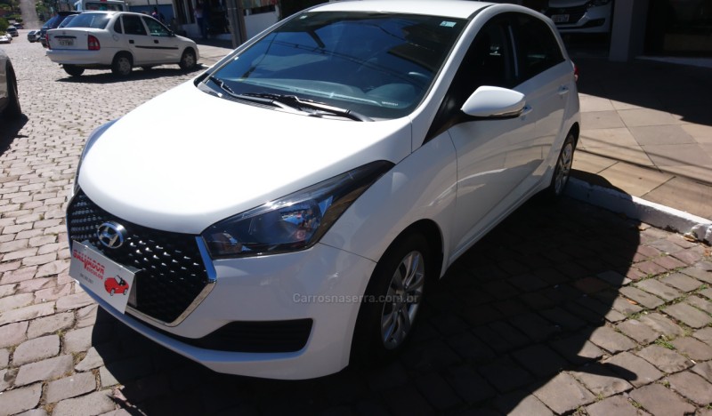 HB20 1.0 COMFORT PLUS 12V FLEX 4P MANUAL