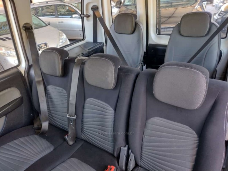 DOBLÓ 1.8 MPI ESSENCE 16V FLEX 4P MANUAL - 2016 - CAXIAS DO SUL