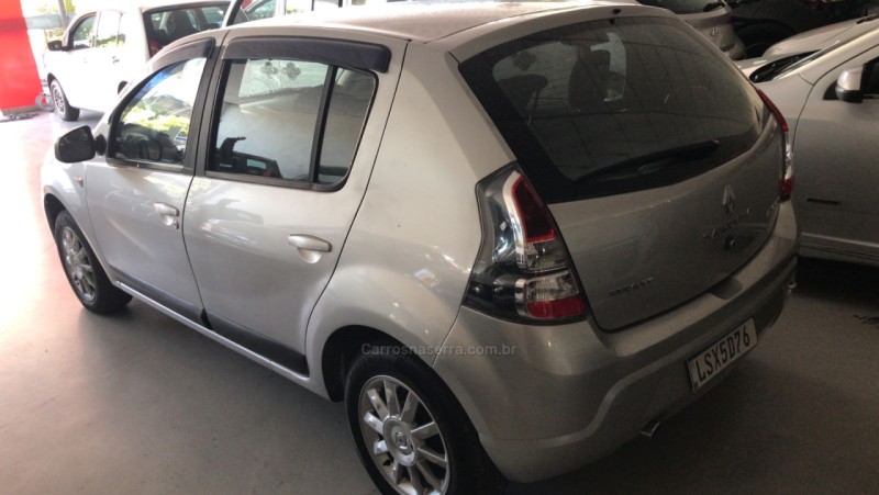 SANDERO 1.6 PRIVILÉGE 16V FLEX 4P AUTOMÁTICO - 2014 - GARIBALDI