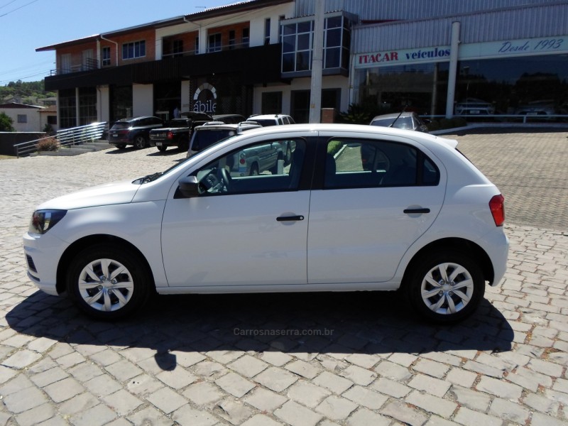 GOL 1.0 12V MPI TOTALFLEX 4P MANUAL - 2022 - FLORES DA CUNHA