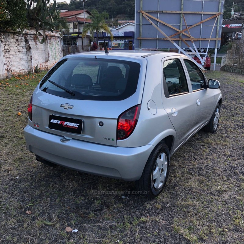 CELTA 1.0 MPFI LT 8V FLEX 4P MANUAL - 2013 - PAROBé