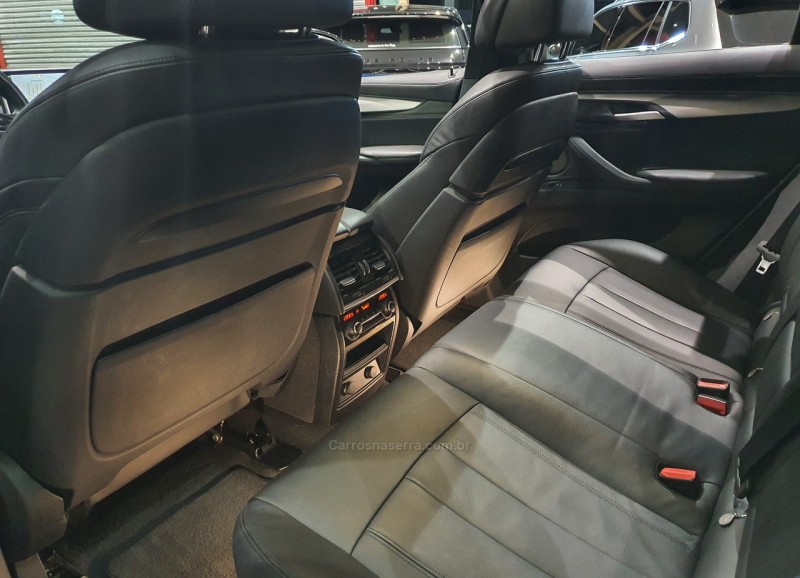 X6 3.0 35I 4X4 COUPÉ 6 CILINDROS 24V GASOLINA 4P AUTOMÁTICO - 2016 - FARROUPILHA