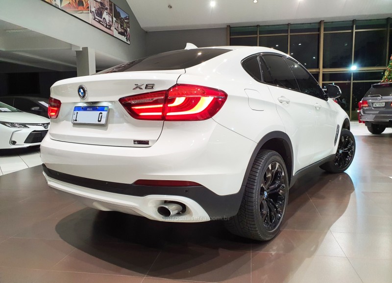 X6 3.0 35I 4X4 COUPÉ 6 CILINDROS 24V GASOLINA 4P AUTOMÁTICO - 2016 - FARROUPILHA
