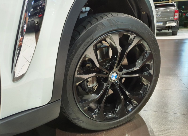 X6 3.0 35I 4X4 COUPÉ 6 CILINDROS 24V GASOLINA 4P AUTOMÁTICO - 2016 - FARROUPILHA